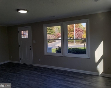 2915 University Boulevard W - Photo Thumbnail 4