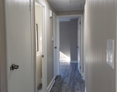 2915 University Boulevard W - Photo Thumbnail 16