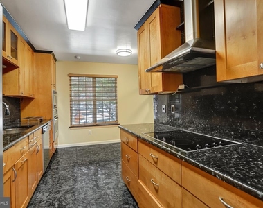 19506 Taverney Drive - Photo Thumbnail 13
