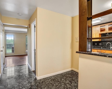 19506 Taverney Drive - Photo Thumbnail 6