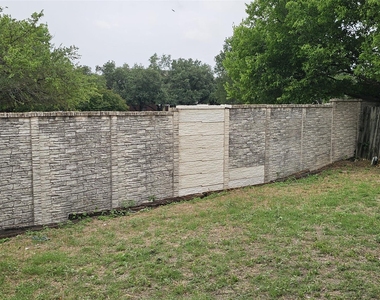 1903 1/2 Margalene Way - Photo Thumbnail 1