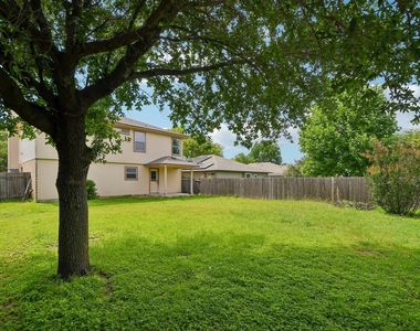231 Altamont St - Photo Thumbnail 32