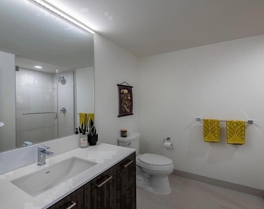 4710 Elm Street - Photo Thumbnail 18