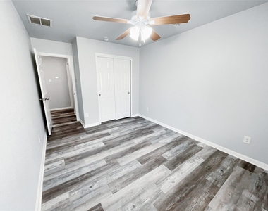 179 Valero Dr - Photo Thumbnail 16