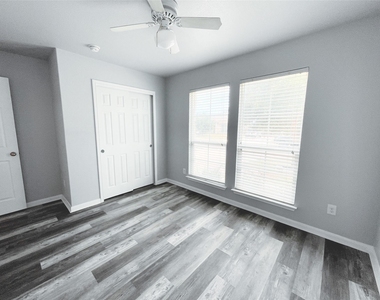 179 Valero Dr - Photo Thumbnail 13