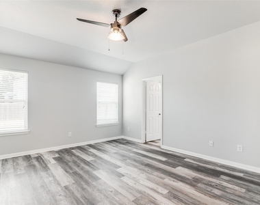 179 Valero Dr - Photo Thumbnail 7