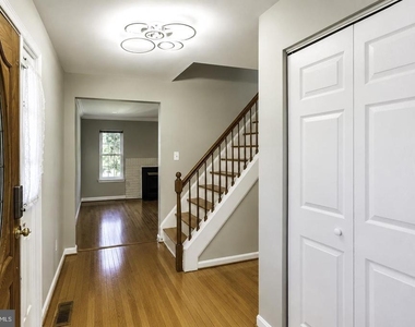 15025 Timberlake Drive - Photo Thumbnail 6