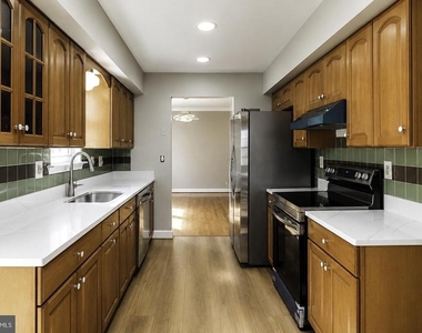 15025 Timberlake Drive - Photo Thumbnail 15