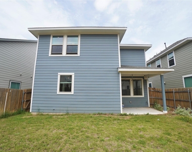 2513 Danbury Ln - Photo Thumbnail 32