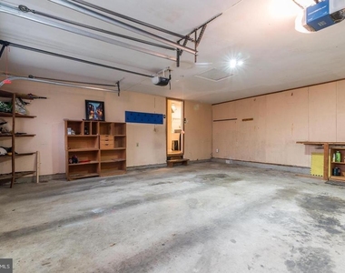 1209 Crockett Lane - Photo Thumbnail 60