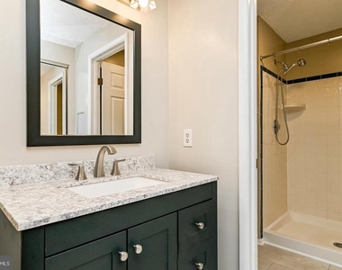 1209 Crockett Lane - Photo Thumbnail 39