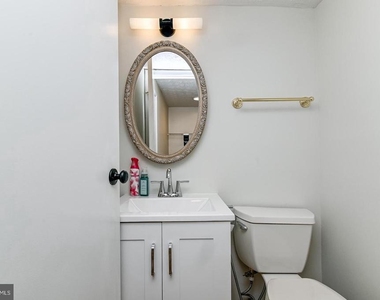 1209 Crockett Lane - Photo Thumbnail 33