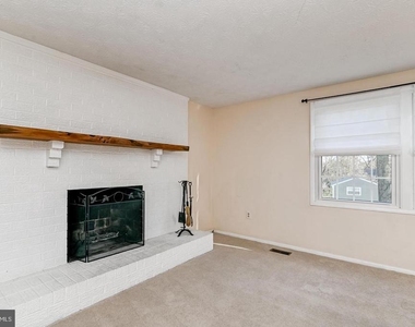 1209 Crockett Lane - Photo Thumbnail 31