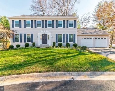 1209 Crockett Lane - Photo Thumbnail 1