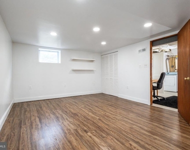 12007 Livingston Street - Photo Thumbnail 4