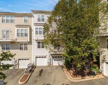 640 Orchard Ridge Drive - Photo Thumbnail 33