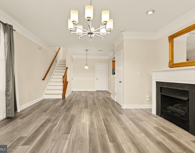 640 Orchard Ridge Drive - Photo Thumbnail 6