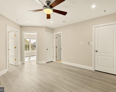 640 Orchard Ridge Drive - Photo Thumbnail 15
