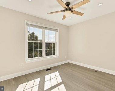 640 Orchard Ridge Drive - Photo Thumbnail 21