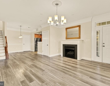 640 Orchard Ridge Drive - Photo Thumbnail 3