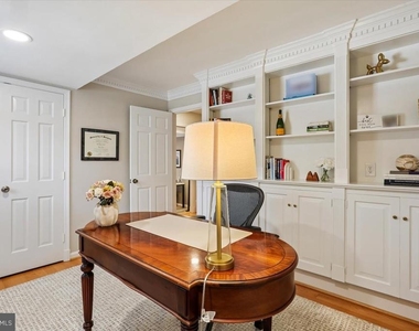 10931 Wickshire Way - Photo Thumbnail 32