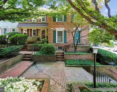 10931 Wickshire Way - Photo Thumbnail 2