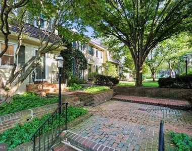 10931 Wickshire Way - Photo Thumbnail 46