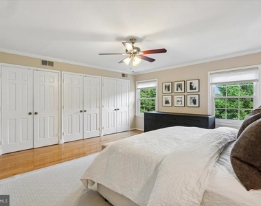 10931 Wickshire Way - Photo Thumbnail 21