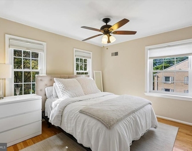 10931 Wickshire Way - Photo Thumbnail 25