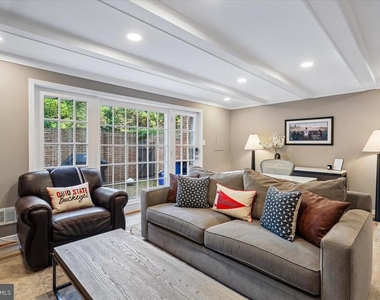 10931 Wickshire Way - Photo Thumbnail 34