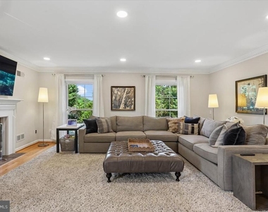 10931 Wickshire Way - Photo Thumbnail 12