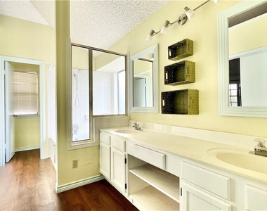 2501 Kathleen Cv - Photo Thumbnail 13