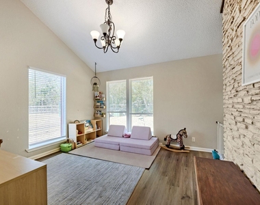 7006 Greenock St - Photo Thumbnail 24