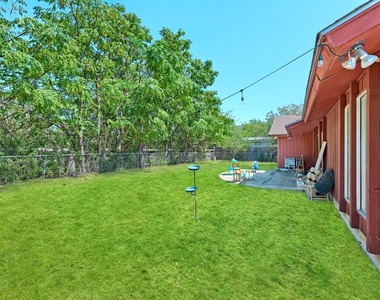 7006 Greenock St - Photo Thumbnail 16