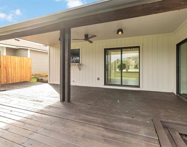 16 Country Ln - Photo Thumbnail 28