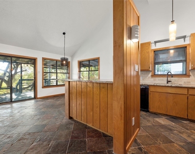 2107 Rain Water Dr - Photo Thumbnail 7
