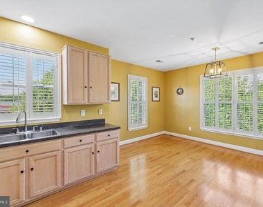 5910 Great Star Drive - Photo Thumbnail 11