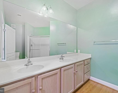 5910 Great Star Drive - Photo Thumbnail 21