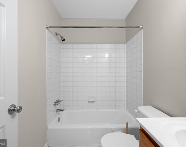 3612 Court House Drive - Photo Thumbnail 25