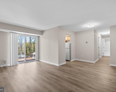 3612 Court House Drive - Photo Thumbnail 2