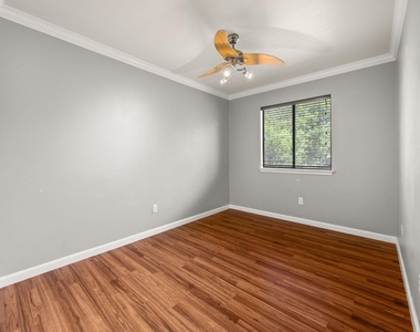12800 Meehan Dr - Photo Thumbnail 26