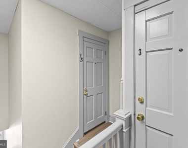 707 N Hickory Avenue - Photo Thumbnail 7