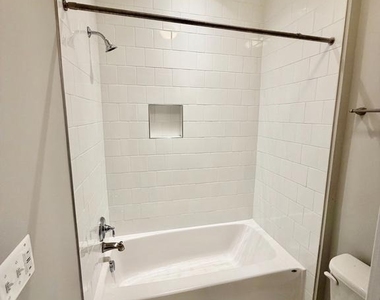 43 E Gordon Street - Photo Thumbnail 13