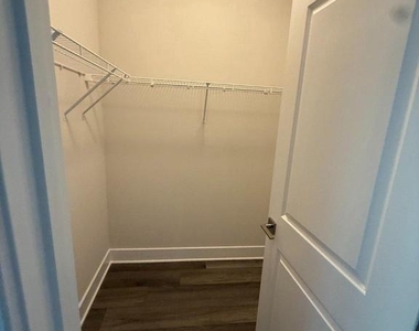 2907 Osprey Way - Photo Thumbnail 29