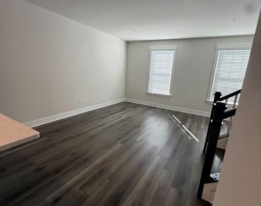 2907 Osprey Way - Photo Thumbnail 20