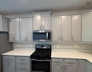 2907 Osprey Way - Photo Thumbnail 11