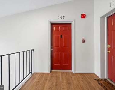 611 Himes Avenue - Photo Thumbnail 29