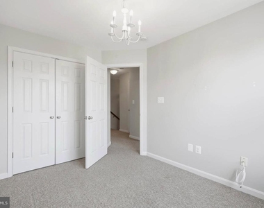 677 Tivoli Road - Photo Thumbnail 22