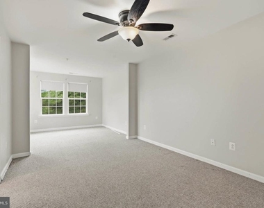 677 Tivoli Road - Photo Thumbnail 13