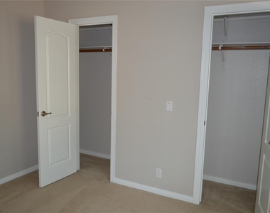 4200 Dot Dr - Photo Thumbnail 18